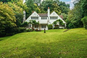 Photo 8- click for photo gallery